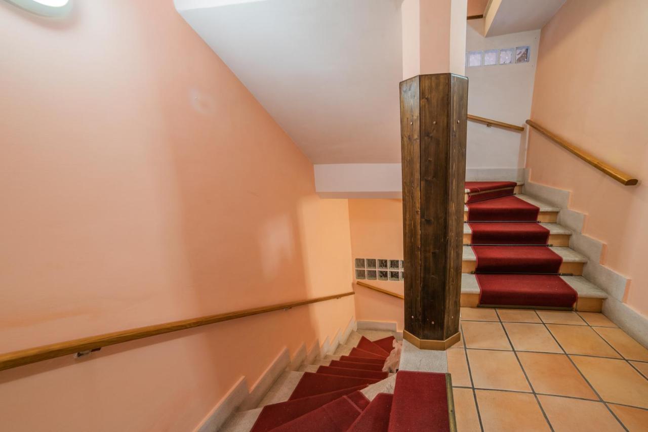 Dimora Fresilia Casa Vacanze Opi Bagian luar foto